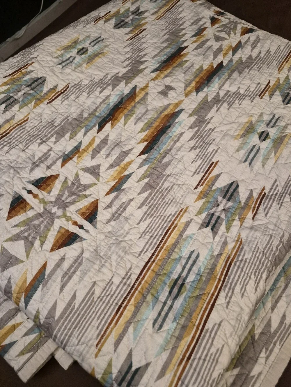 Pendleton King Size White Sands Quilt Bedspread